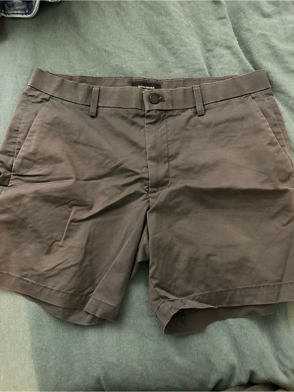 Men’s Casual Cotton-Blend Shorts in Dark Grey